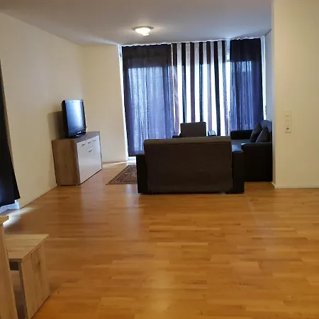 In Center 1 Apartman *